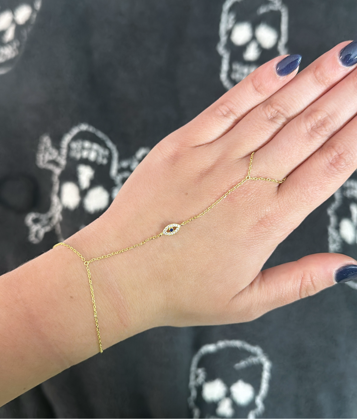 Protection Handchain