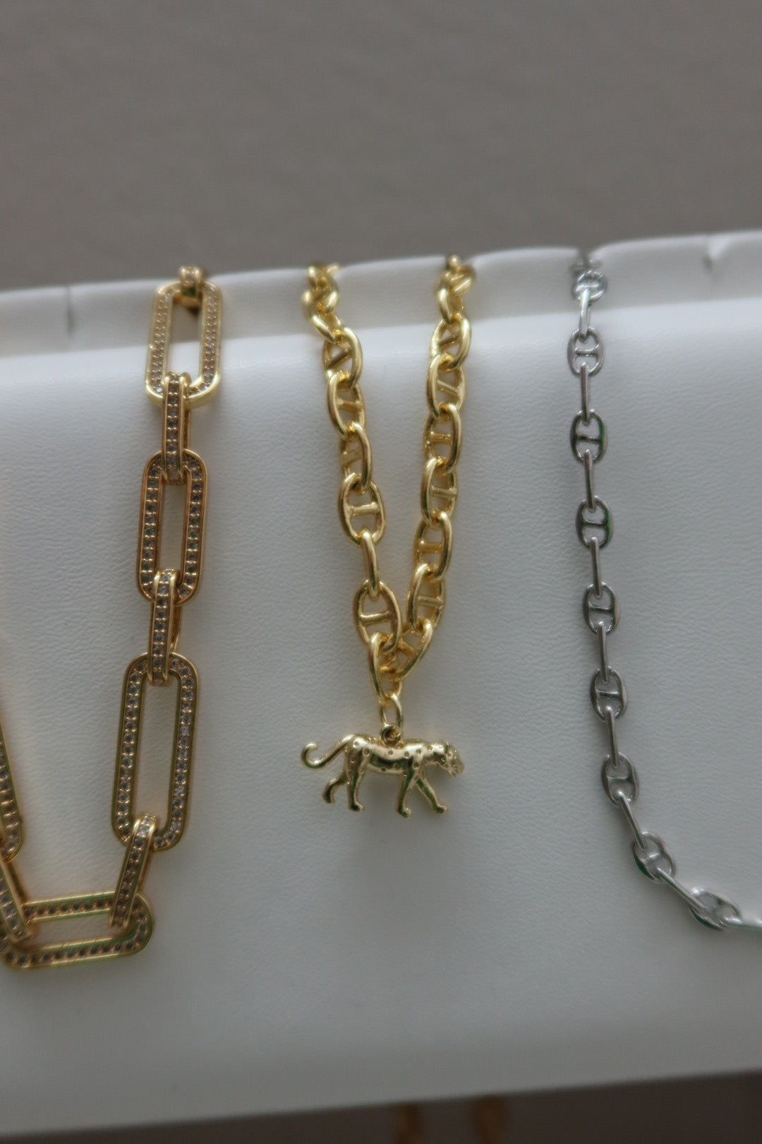 Feisty necklace