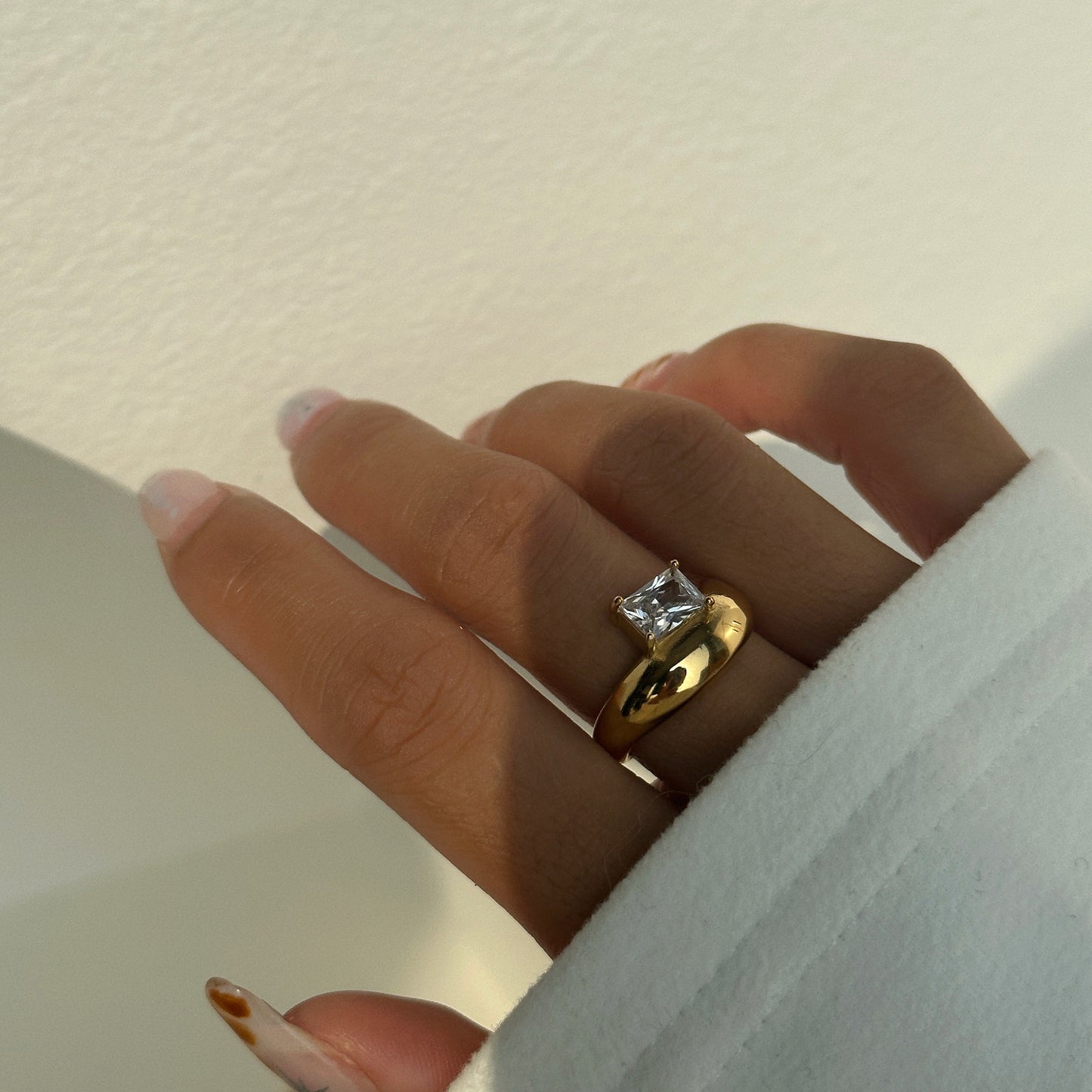 Floating Diamond Ring