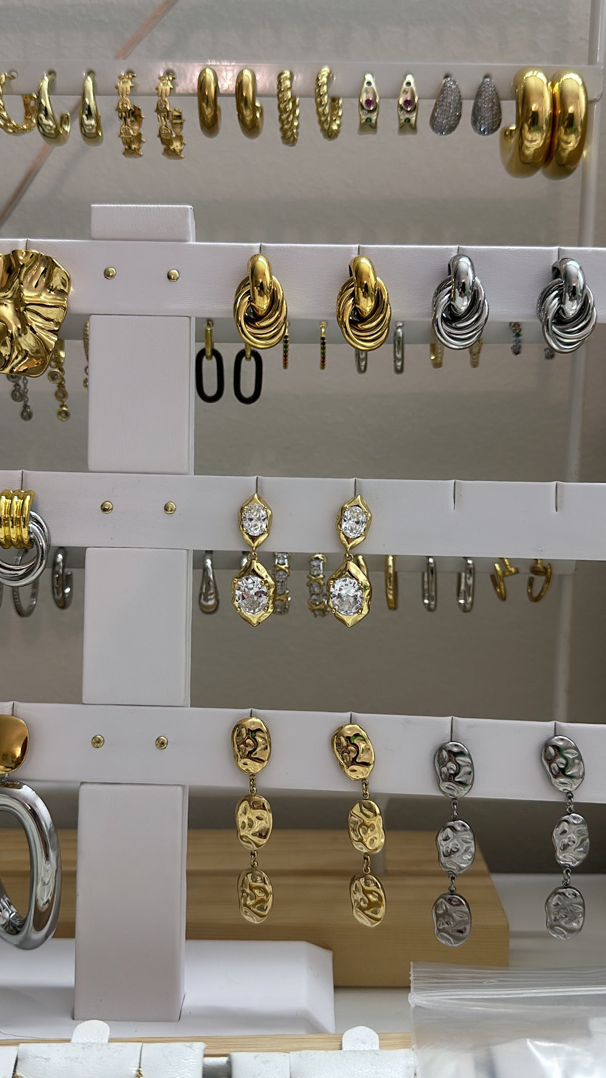 Tru Earringz