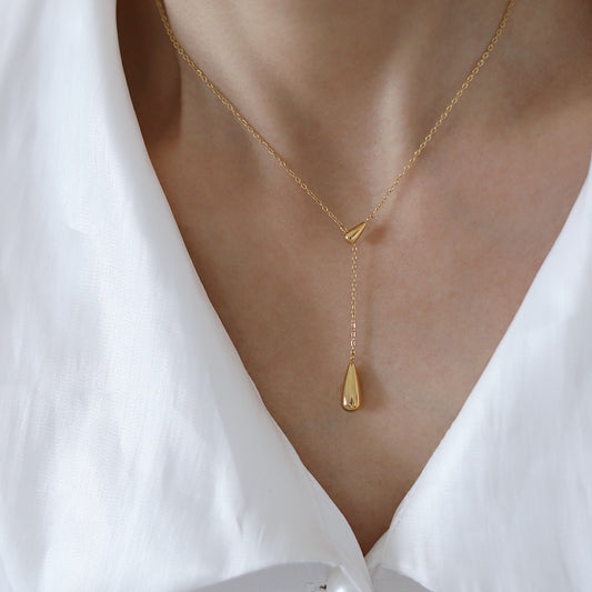 Carrie Necklace