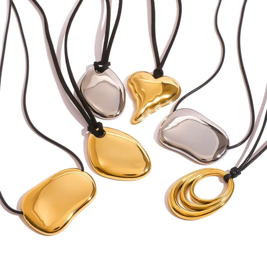 She Emerges Horizontal Necklace