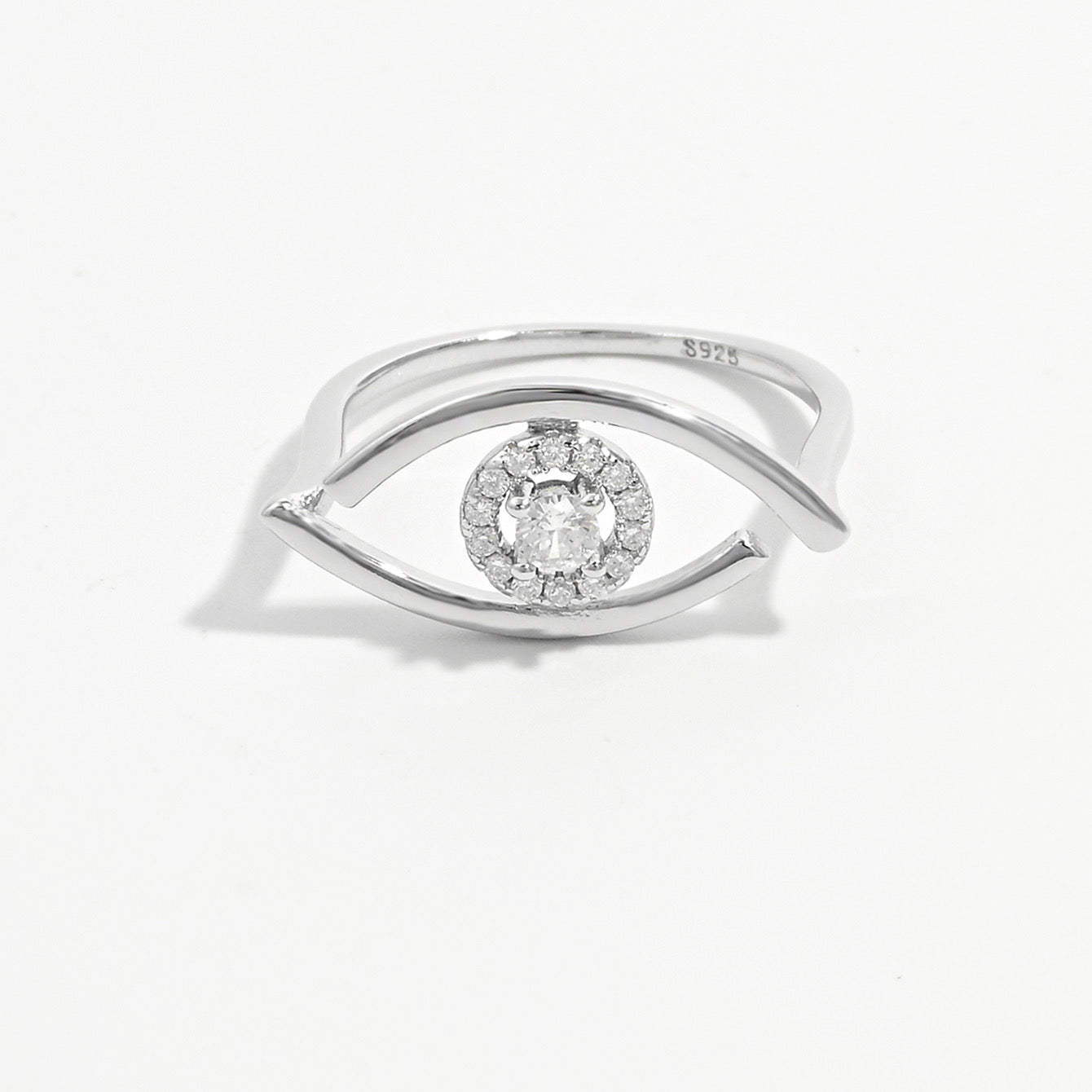 The diamond of the eye