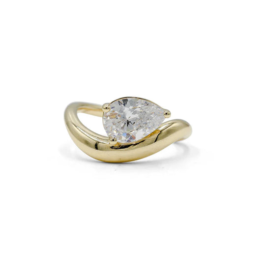 Tilted Smooth Diamond Pinky Ring